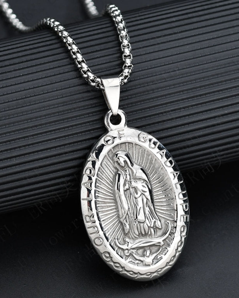 Oval Medallion | Savile & Co.