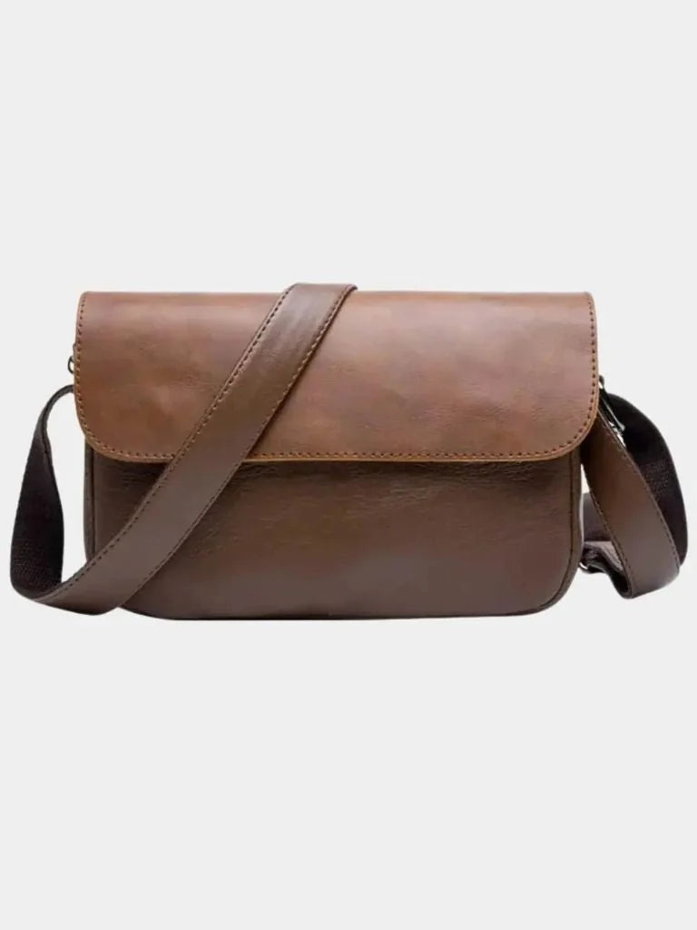 Milan Essential Leather Shoulder Bag | Savile & Co.