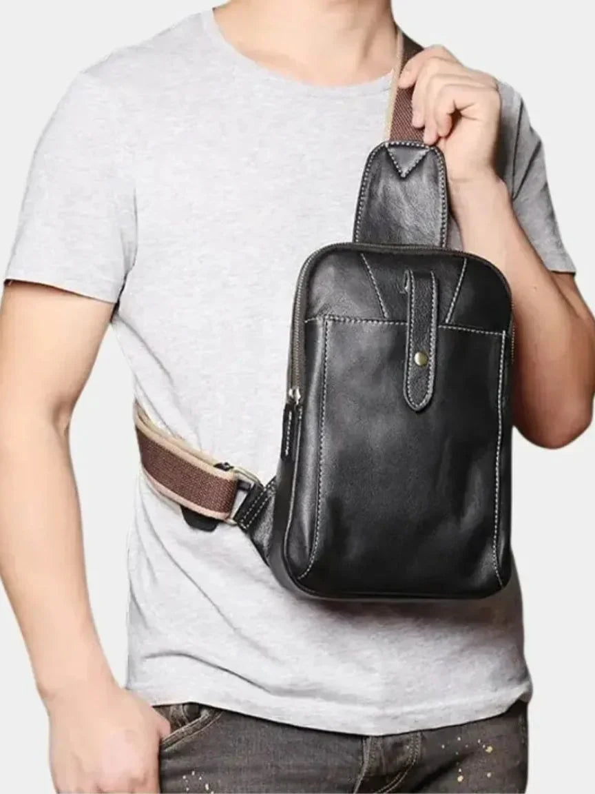 Minimalist Leather Shoulder Bag | Savile & Co.