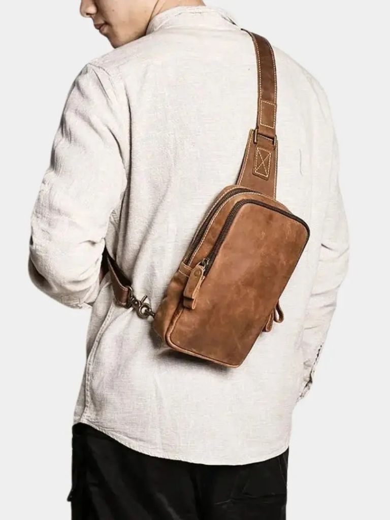 The Vanguard Leather Bag | Savile & Co.