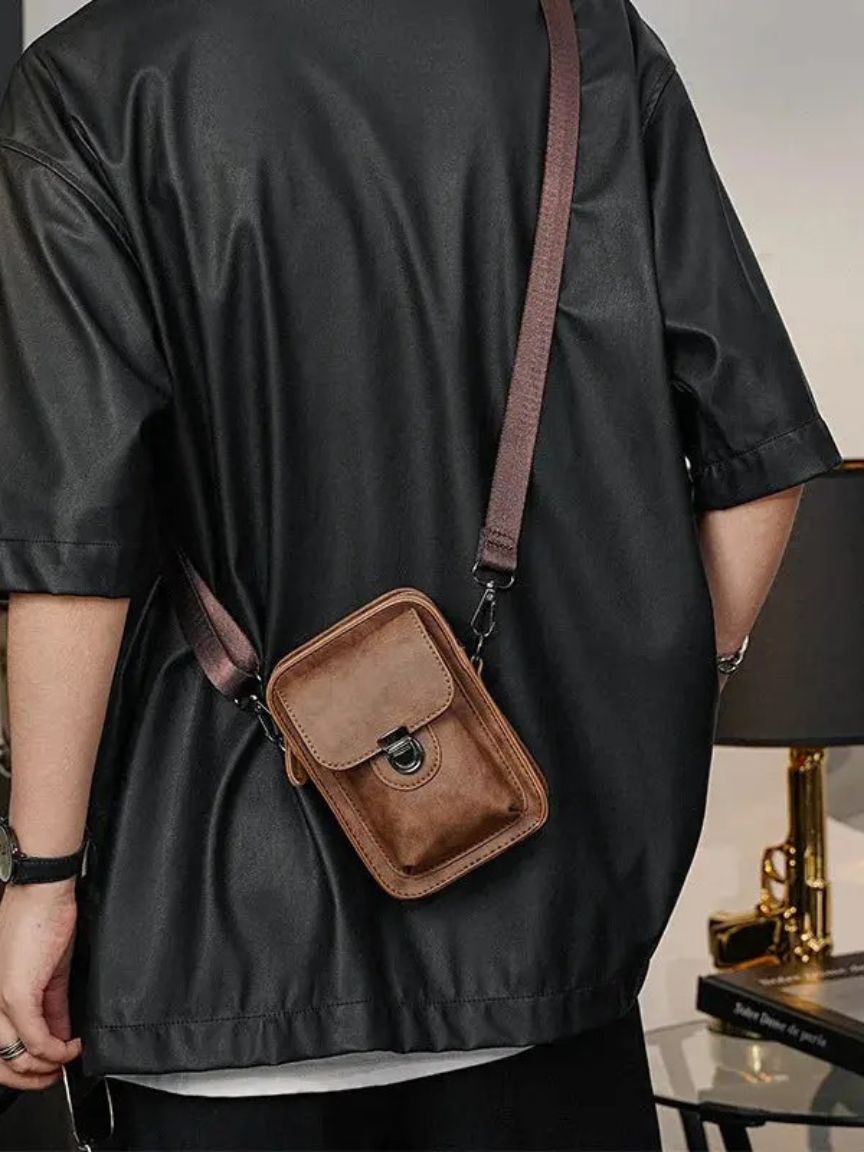 Vintage Mini Leather Crossbody Shoulder Bag | Savile & Co.