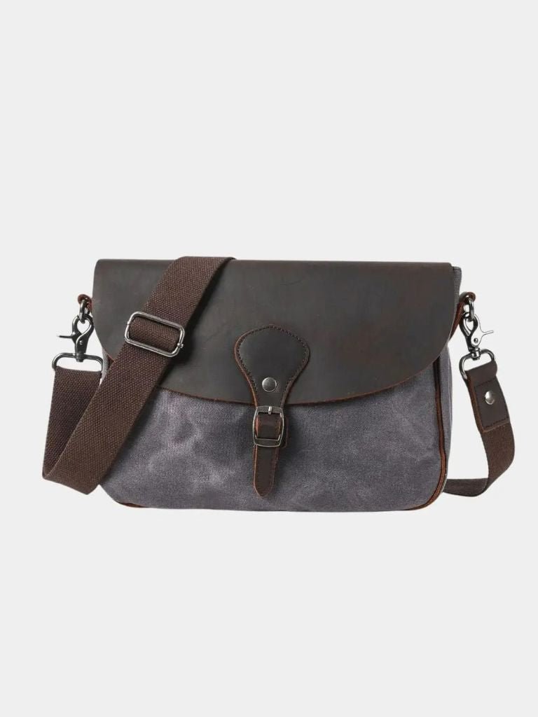 Windsor Messenger Shoulder Bag | Savile & Co.