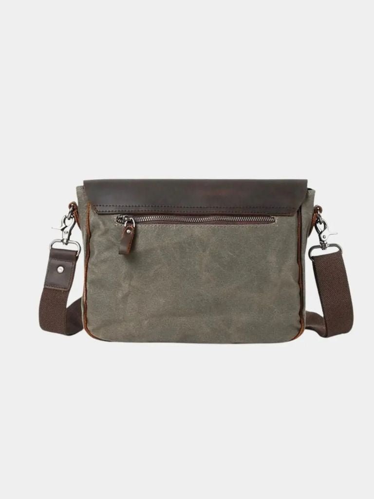 Windsor Messenger Shoulder Bag | Savile & Co.