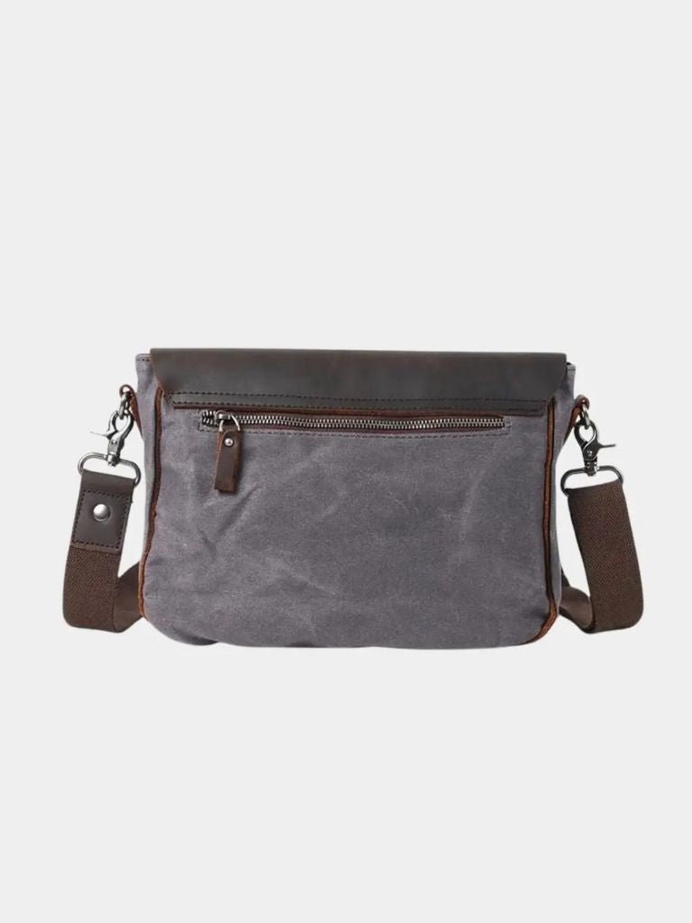 Windsor Messenger Shoulder Bag | Savile & Co.