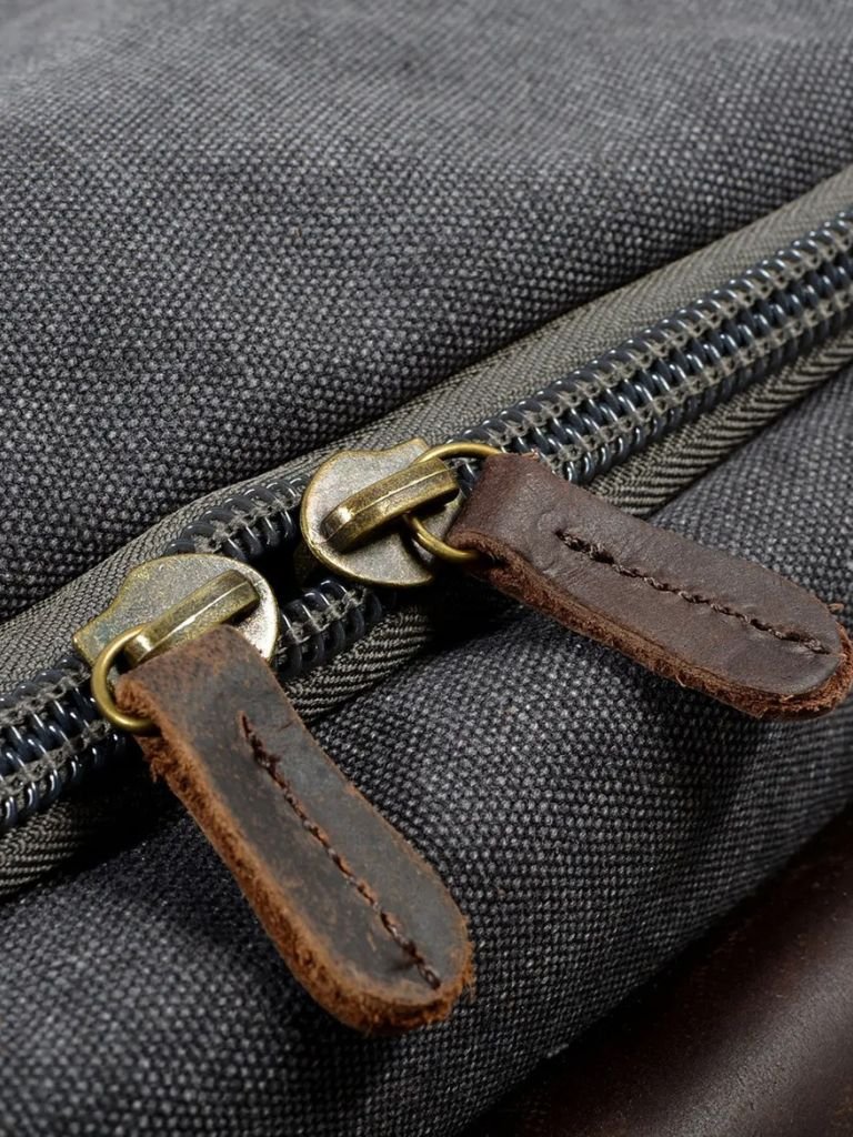 Highland Expeditioner Duffle Bag | Savile & Co.