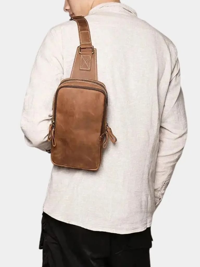 The Vanguard Leather Bag | Savile & Co.