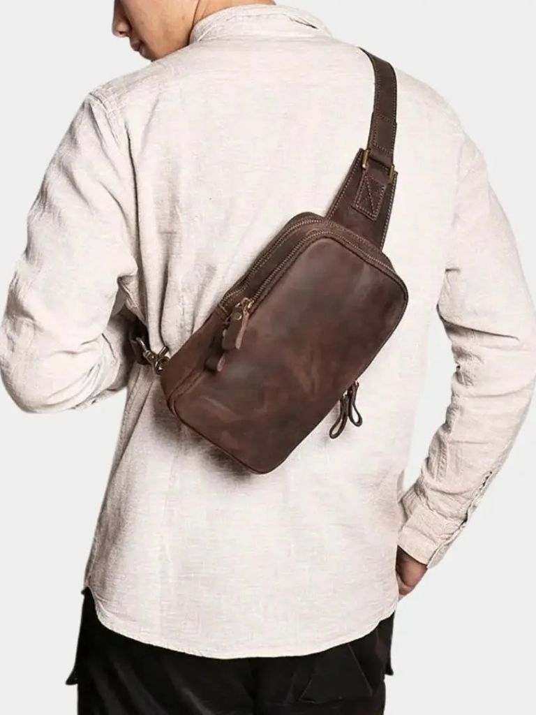 The Vanguard Leather Bag | Savile & Co.