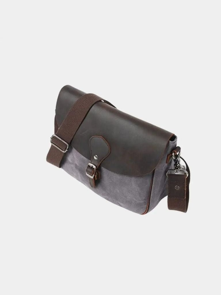 Windsor Messenger Shoulder Bag | Savile & Co.